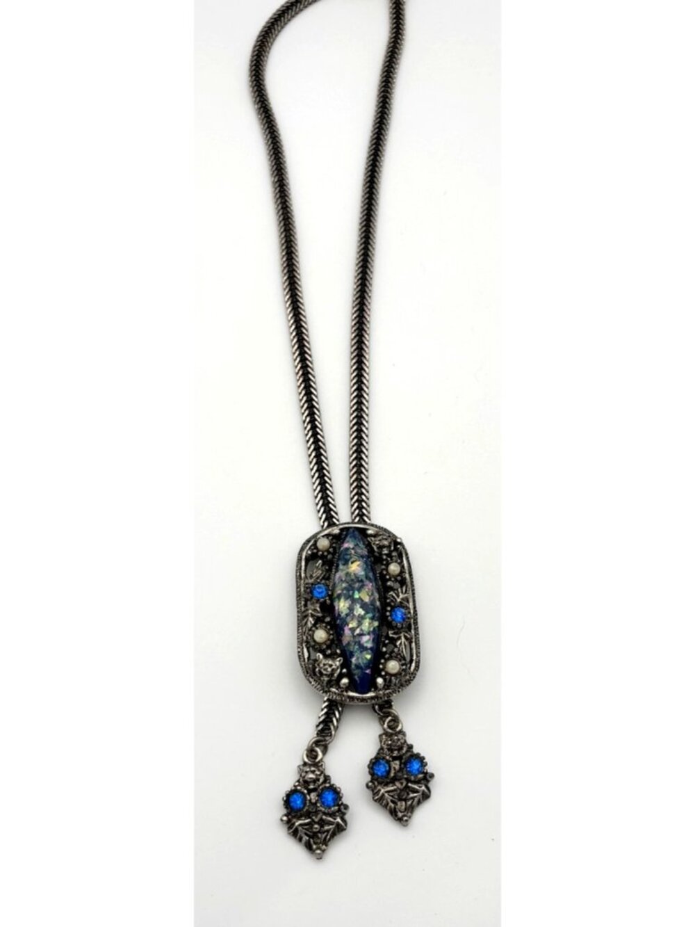 Selro Confetti Opal Lucite Lariat Necklace Blue Accents with Owls, Cat, Bear